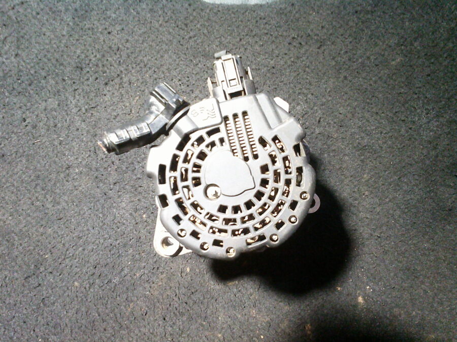 Alternatore Usato Hyundai I20 2020 37300-07500 - immagine 2