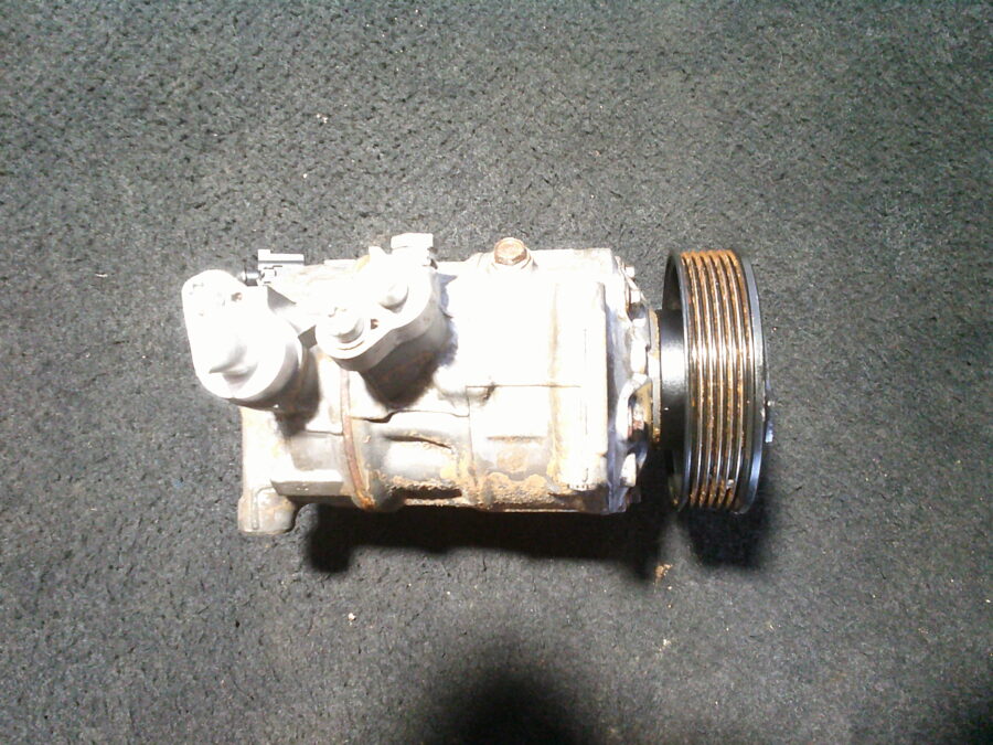 Compressore A/C Usato VOLKSWAGEN Golf 7 2014 5Q0820803C